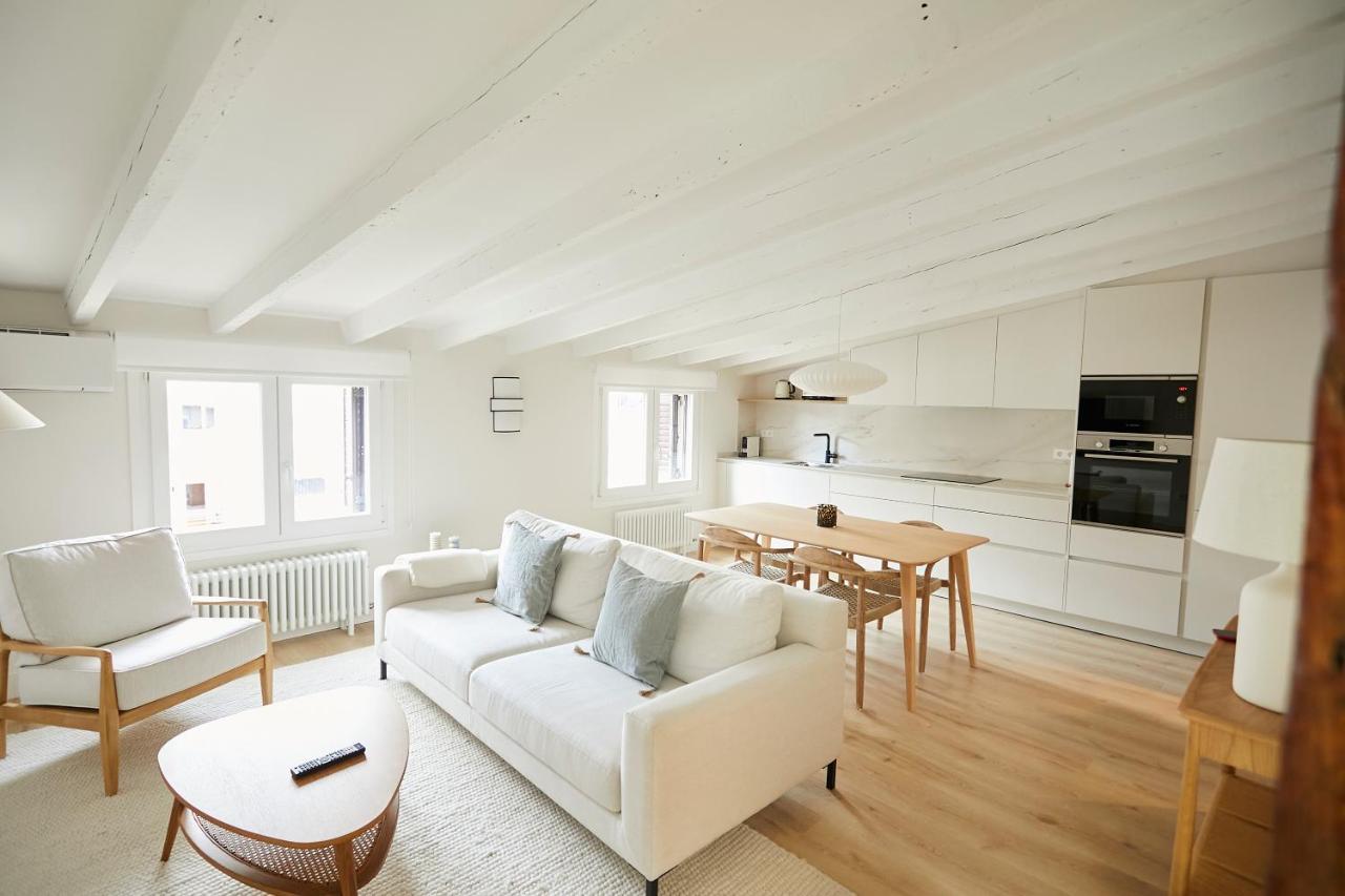 Balmoral By Basque Homes San Sebastian Exterior photo