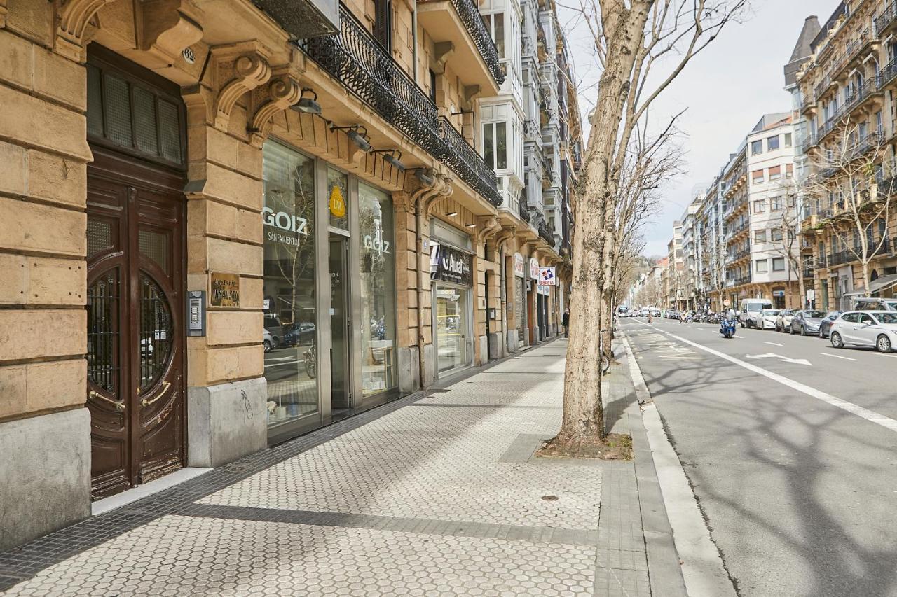 Balmoral By Basque Homes San Sebastian Exterior photo